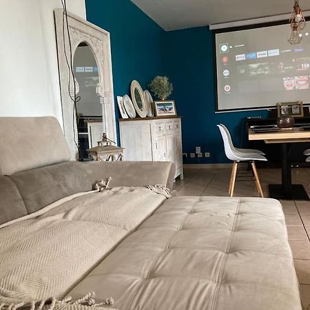 Apartament Terre Sainte : Charmant Appart 5 Min De La Plage Zewnętrze zdjęcie